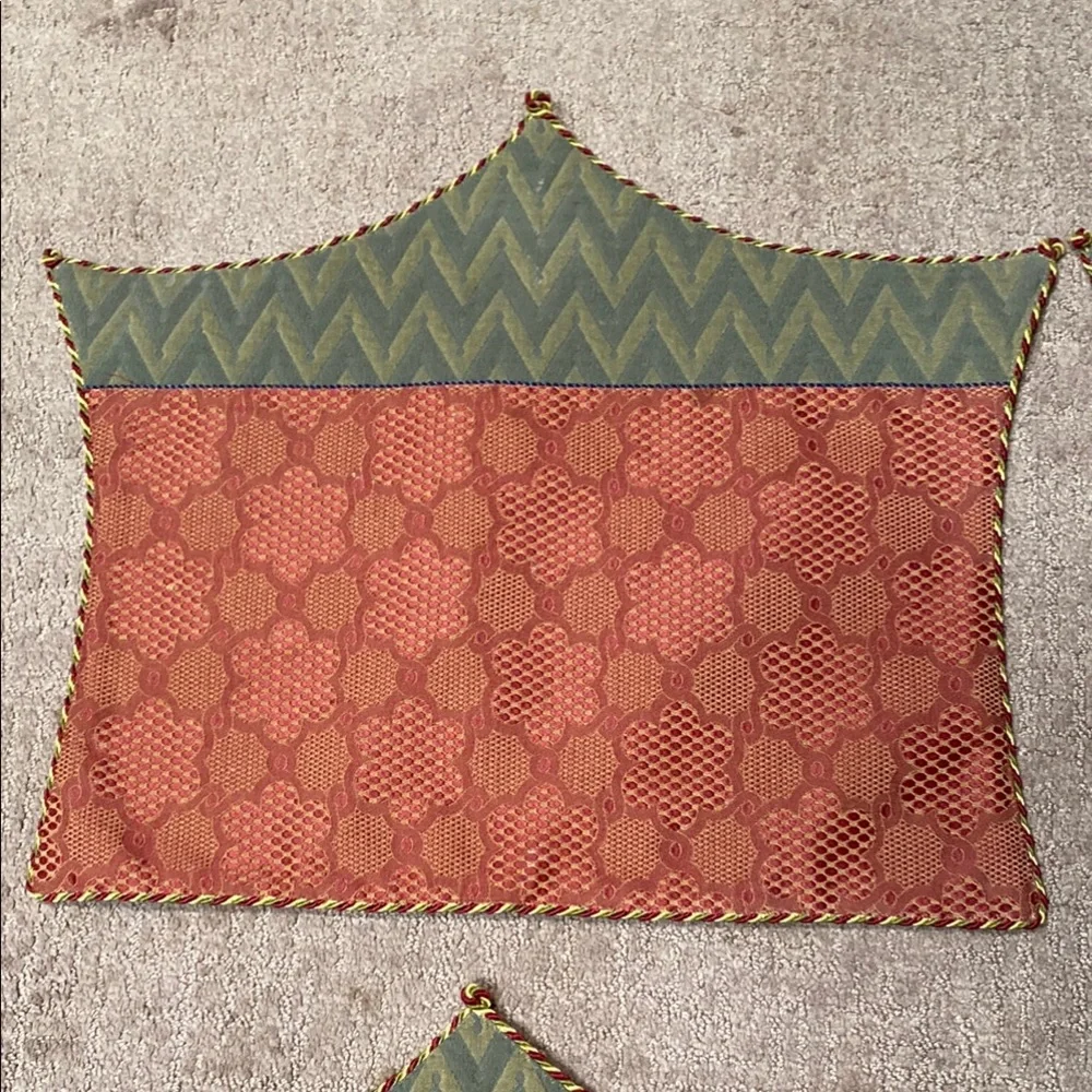 Elegant Burgundy and Green Patterned Textile Placemats Dining